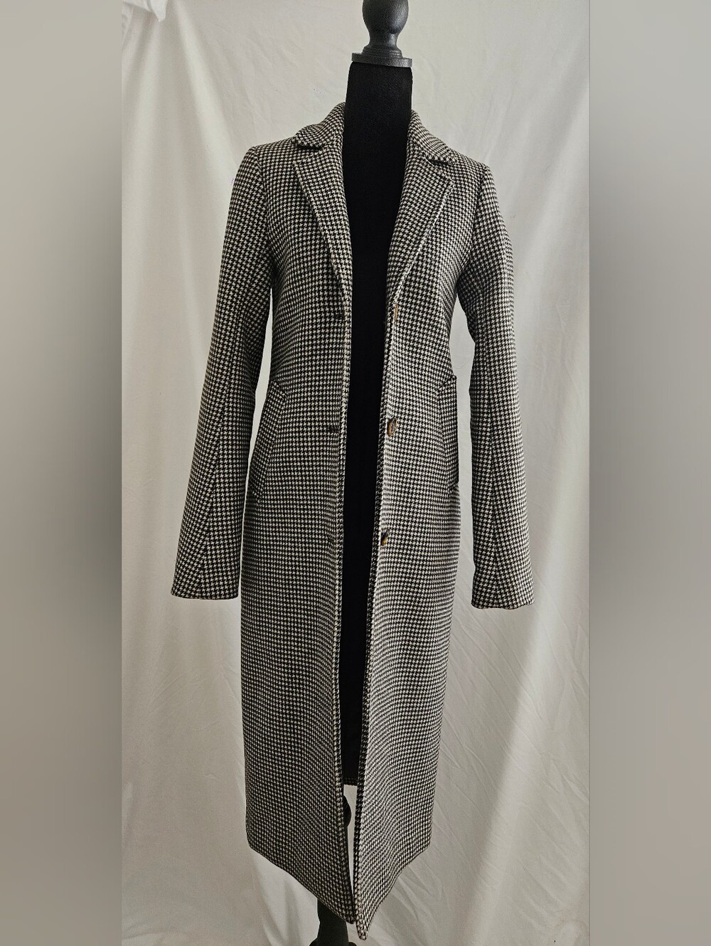 Abercrombie & Fitch Brown and White Houndstooth Long Trench Coat